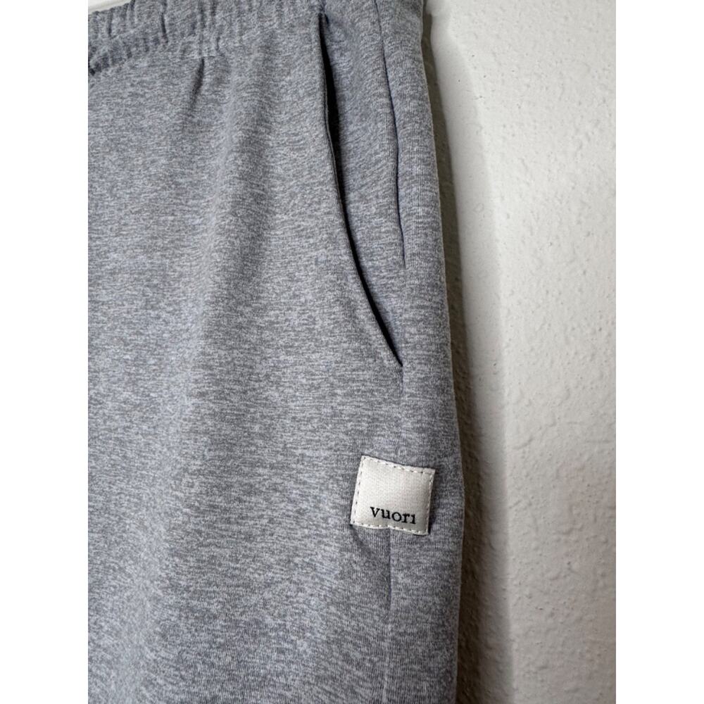 Vuori Granite Performance DreamKnit Jogger, Inseam: 27.5", Size Small - Picture 8 of 9